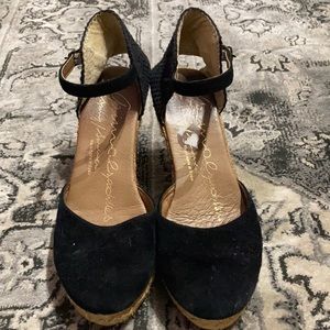 Strappy pump espadrilles